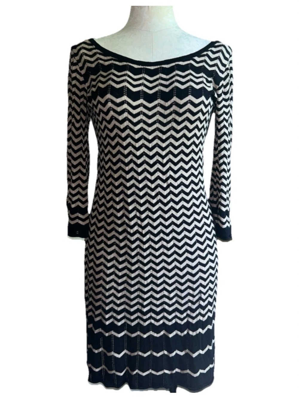 Julian Taylor Chevron Knit Sweater Dress Black Cream Size Large